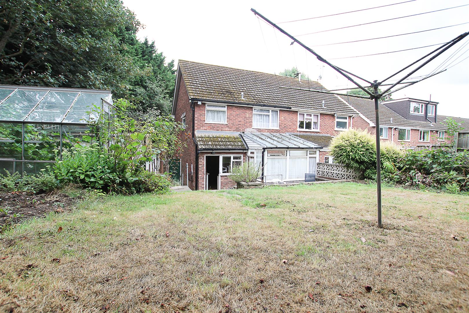 Ashford Avenue, Brentwood Keith Ashton